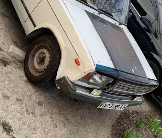 Белый ВАЗ 2107, объемом двигателя 1.45 л и пробегом 309 тыс. км за 1000 $, фото 1 на Automoto.ua