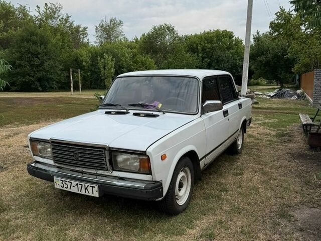 Білий ВАЗ 2107, об'ємом двигуна 1.5 л та пробігом 634 тис. км за 557 $, фото 1 на Automoto.ua