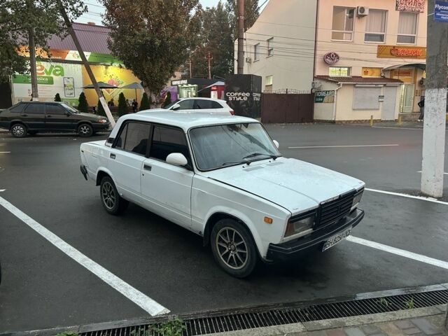 Білий ВАЗ 2107, об'ємом двигуна 1.7 л та пробігом 384 тис. км за 650 $, фото 1 на Automoto.ua