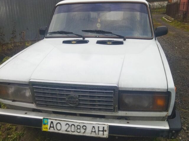 Белый ВАЗ 2107, объемом двигателя 1.6 л и пробегом 8 тыс. км за 474 $, фото 1 на Automoto.ua