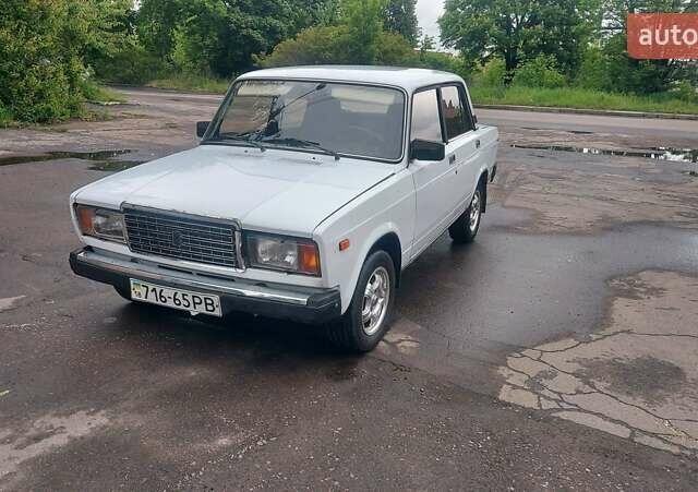 Білий ВАЗ 2107, об'ємом двигуна 1.5 л та пробігом 70 тис. км за 1250 $, фото 1 на Automoto.ua