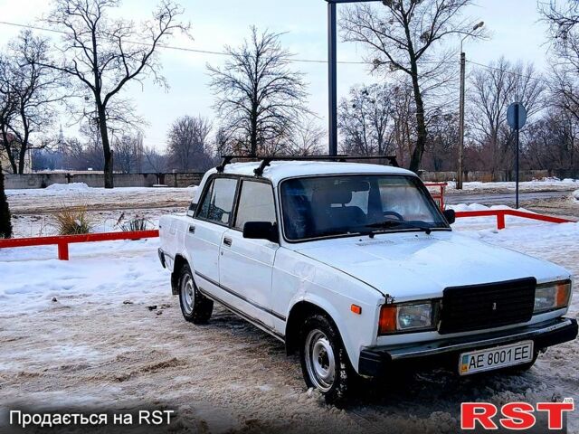 Белый ВАЗ 2107, объемом двигателя 0 л и пробегом 110 тыс. км за 700 $, фото 1 на Automoto.ua
