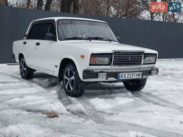 Белый ВАЗ 2107, объемом двигателя 1.45 л и пробегом 97 тыс. км за 1299 $, фото 1 на Automoto.ua