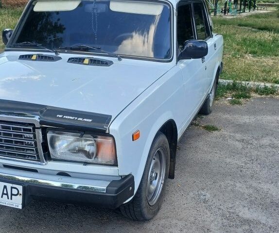 Білий ВАЗ 2107, об'ємом двигуна 0 л та пробігом 2 тис. км за 1250 $, фото 1 на Automoto.ua