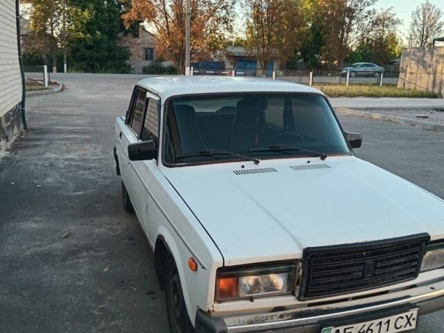 Белый ВАЗ 2107, объемом двигателя 1.5 л и пробегом 2 тыс. км за 965 $, фото 1 на Automoto.ua
