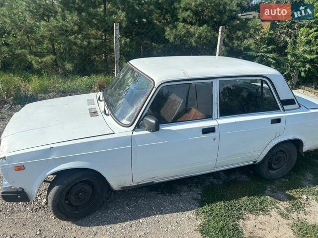 Білий ВАЗ 2107, об'ємом двигуна 1.5 л та пробігом 100 тис. км за 556 $, фото 1 на Automoto.ua