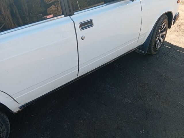 Білий ВАЗ 2107, об'ємом двигуна 1 л та пробігом 98 тис. км за 971 $, фото 1 на Automoto.ua