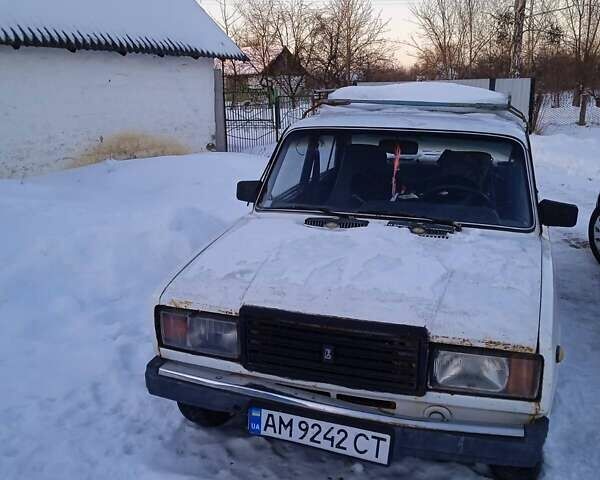 Білий ВАЗ 2107, об'ємом двигуна 1.45 л та пробігом 70 тис. км за 666 $, фото 1 на Automoto.ua