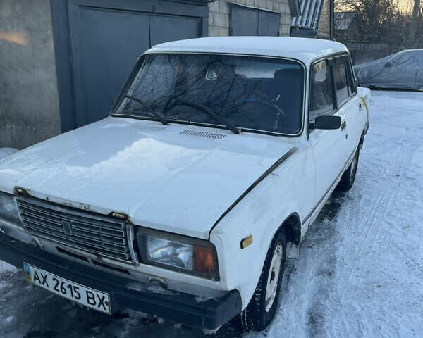 Белый ВАЗ 2107, объемом двигателя 1.5 л и пробегом 81 тыс. км за 533 $, фото 1 на Automoto.ua