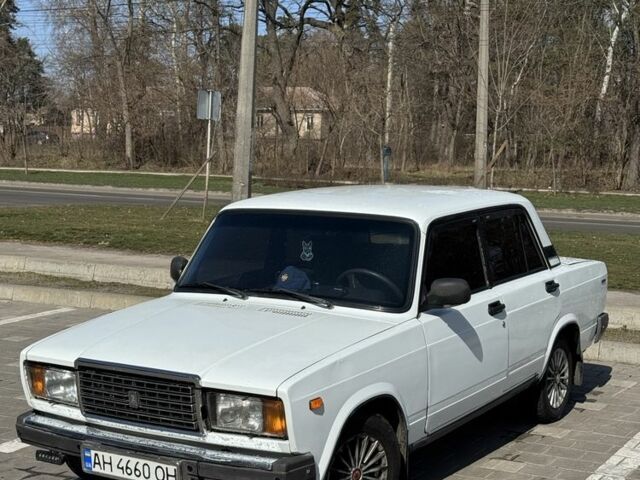 Білий ВАЗ 2107, об'ємом двигуна 1.5 л та пробігом 2 тис. км за 1499 $, фото 1 на Automoto.ua