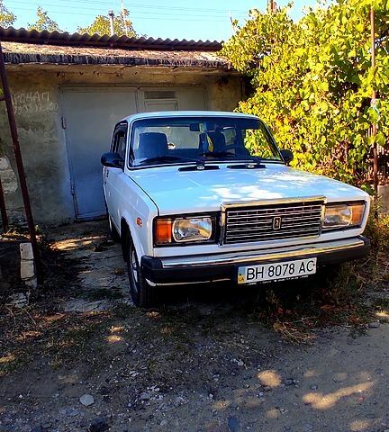 Білий ВАЗ 2107, об'ємом двигуна 1.5 л та пробігом 170 тис. км за 1000 $, фото 1 на Automoto.ua