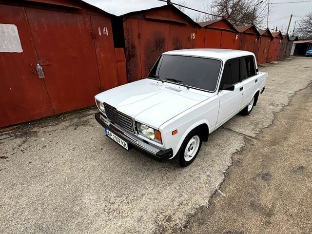 Белый ВАЗ 2107, объемом двигателя 1.5 л и пробегом 63 тыс. км за 2600 $, фото 1 на Automoto.ua