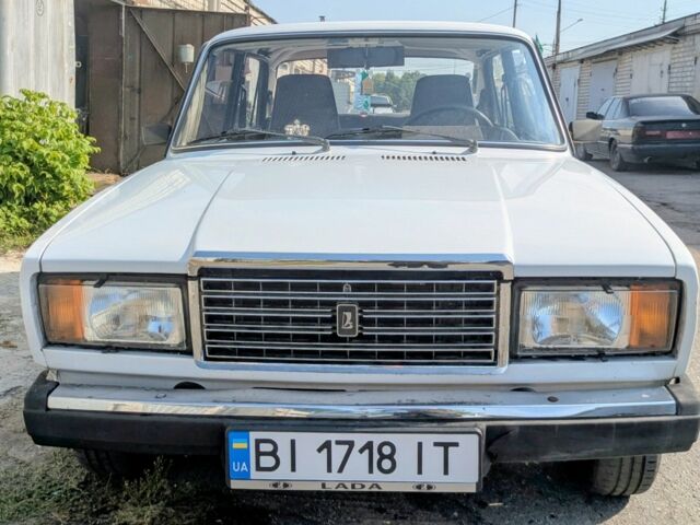 Білий ВАЗ 2107, об'ємом двигуна 1.5 л та пробігом 85 тис. км за 1121 $, фото 1 на Automoto.ua