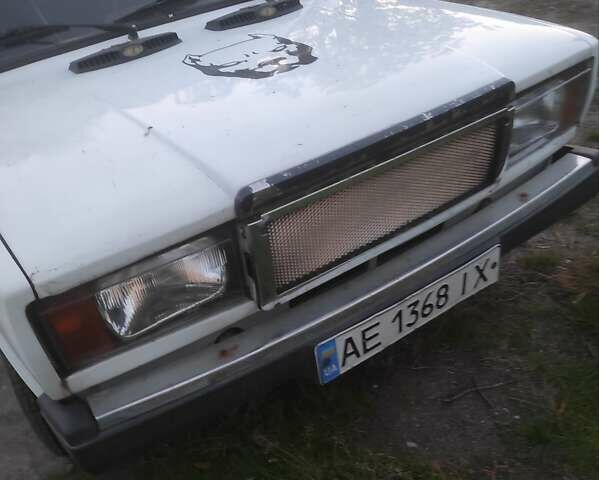 Белый ВАЗ 2107, объемом двигателя 1.5 л и пробегом 100 тыс. км за 700 $, фото 1 на Automoto.ua