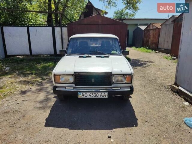 Белый ВАЗ 2107, объемом двигателя 1.45 л и пробегом 39 тыс. км за 551 $, фото 1 на Automoto.ua