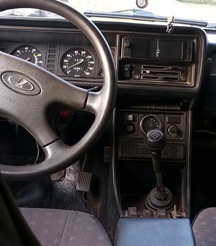 Белый ВАЗ 2107, объемом двигателя 1.5 л и пробегом 0 тыс. км за 700 $, фото 1 на Automoto.ua