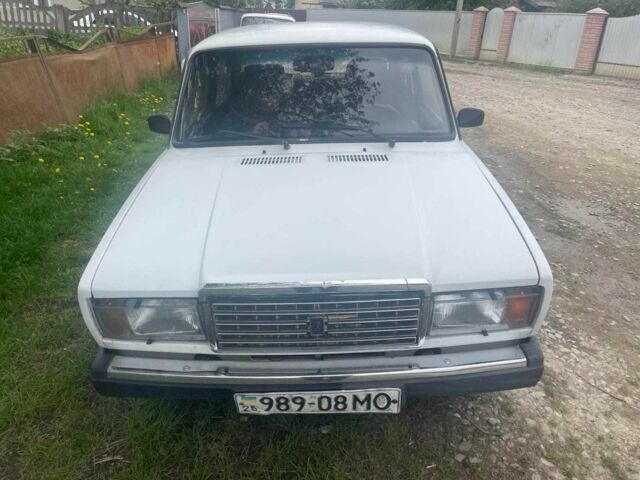 Белый ВАЗ 2107, объемом двигателя 1.5 л и пробегом 107 тыс. км за 700 $, фото 1 на Automoto.ua