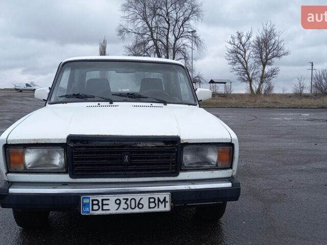 Білий ВАЗ 2107, об'ємом двигуна 1.45 л та пробігом 44 тис. км за 1400 $, фото 1 на Automoto.ua