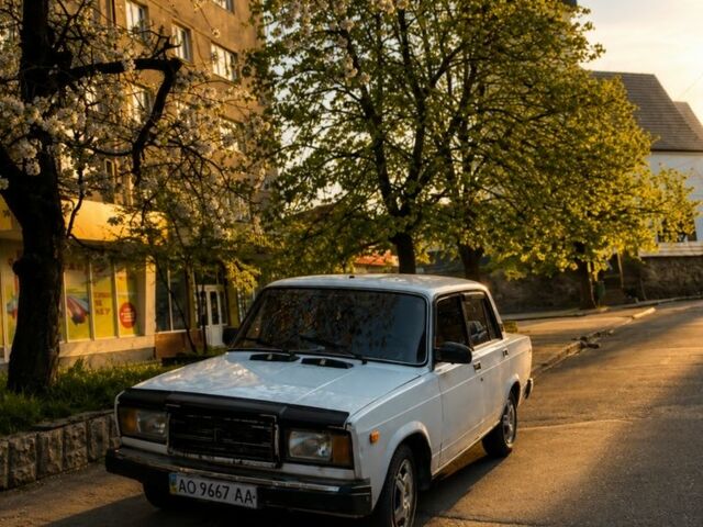 Білий ВАЗ 2107, об'ємом двигуна 1.5 л та пробігом 100 тис. км за 600 $, фото 1 на Automoto.ua