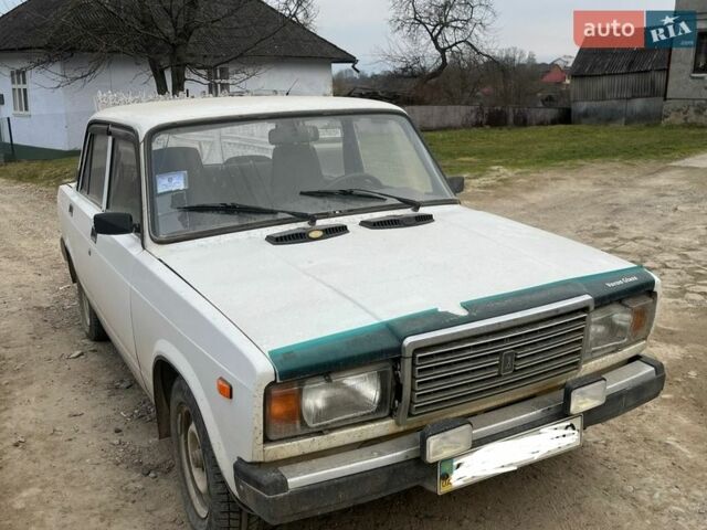 Білий ВАЗ 2107, об'ємом двигуна 0 л та пробігом 100 тис. км за 800 $, фото 1 на Automoto.ua