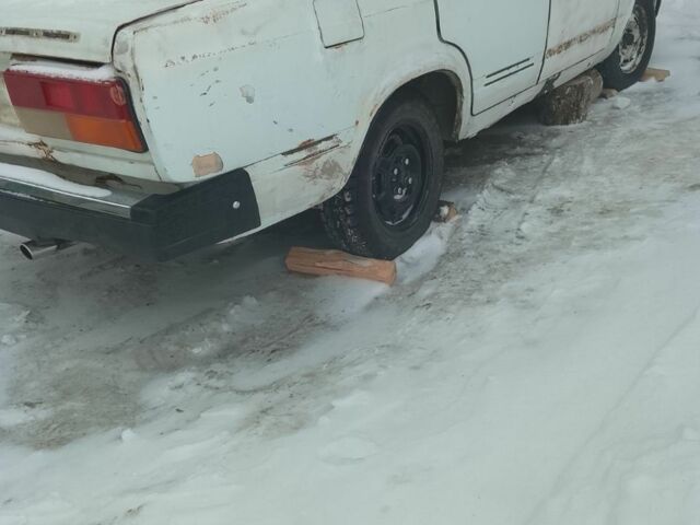 Білий ВАЗ 2107, об'ємом двигуна 1.5 л та пробігом 50 тис. км за 393 $, фото 1 на Automoto.ua