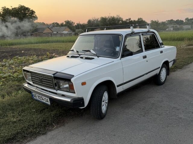 Білий ВАЗ 2107, об'ємом двигуна 1.5 л та пробігом 97 тис. км за 1900 $, фото 1 на Automoto.ua