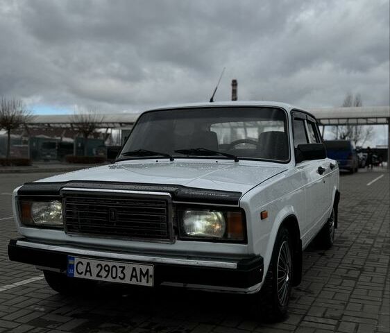 Білий ВАЗ 2107, об'ємом двигуна 1.5 л та пробігом 113 тис. км за 1450 $, фото 1 на Automoto.ua