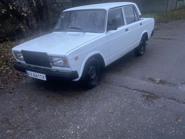 Білий ВАЗ 2107, об'ємом двигуна 1.5 л та пробігом 1 тис. км за 1150 $, фото 1 на Automoto.ua