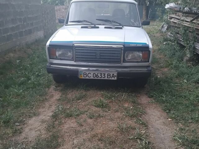 Белый ВАЗ 2107, объемом двигателя 1.5 л и пробегом 197 тыс. км за 999 $, фото 1 на Automoto.ua