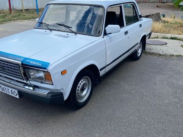 Белый ВАЗ 2107, объемом двигателя 1.5 л и пробегом 230 тыс. км за 1500 $, фото 1 на Automoto.ua