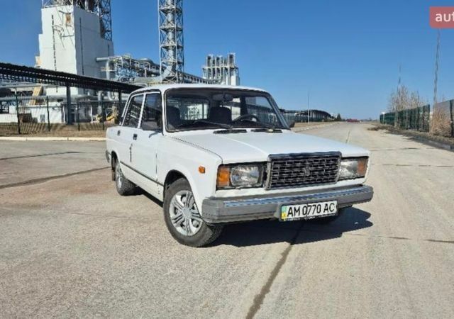 Белый ВАЗ 2107, объемом двигателя 1.45 л и пробегом 161 тыс. км за 1290 $, фото 1 на Automoto.ua
