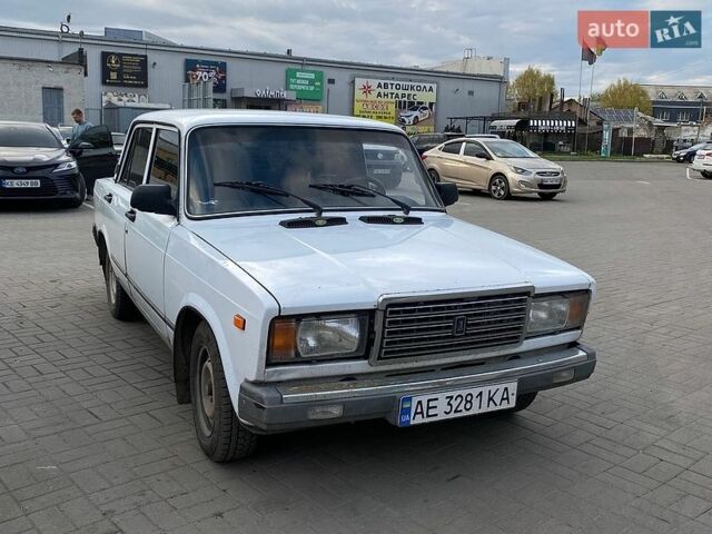 Білий ВАЗ 2107, об'ємом двигуна 1.45 л та пробігом 82 тис. км за 1015 $, фото 1 на Automoto.ua