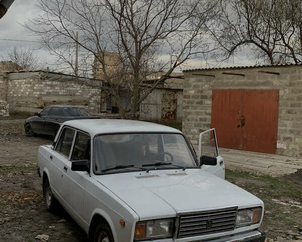 Білий ВАЗ 2107, об'ємом двигуна 1.5 л та пробігом 100 тис. км за 1650 $, фото 1 на Automoto.ua