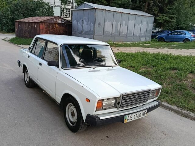 Білий ВАЗ 2107, об'ємом двигуна 1.5 л та пробігом 87 тис. км за 752 $, фото 1 на Automoto.ua