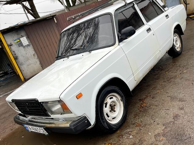 Білий ВАЗ 2107, об'ємом двигуна 1.6 л та пробігом 200 тис. км за 1300 $, фото 1 на Automoto.ua