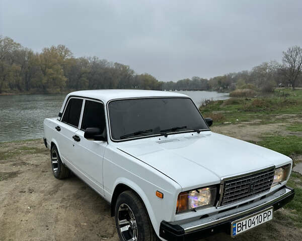 Білий ВАЗ 2107, об'ємом двигуна 1.5 л та пробігом 116 тис. км за 2500 $, фото 1 на Automoto.ua