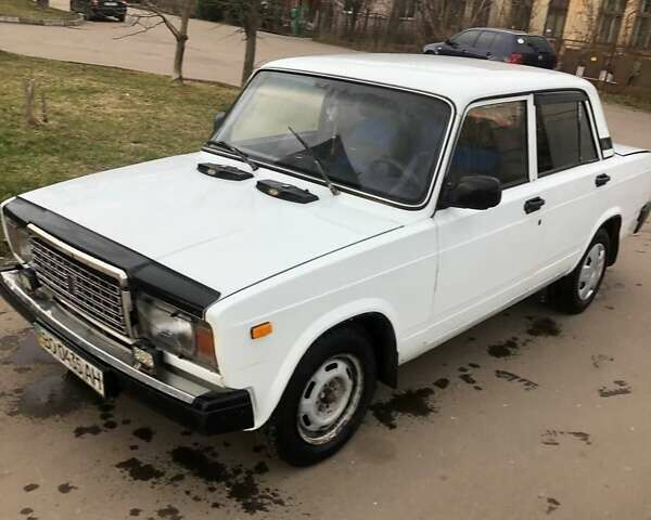 Белый ВАЗ 2107, объемом двигателя 1.57 л и пробегом 127 тыс. км за 1500 $, фото 1 на Automoto.ua