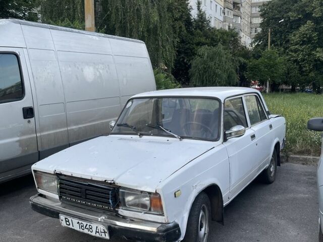 Белый ВАЗ 2107, объемом двигателя 1.5 л и пробегом 31 тыс. км за 247 $, фото 1 на Automoto.ua