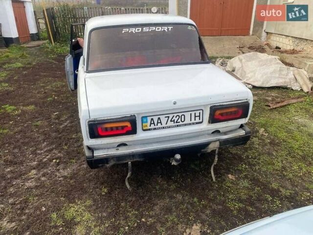 Белый ВАЗ 2107, объемом двигателя 1.6 л и пробегом 300 тыс. км за 850 $, фото 1 на Automoto.ua