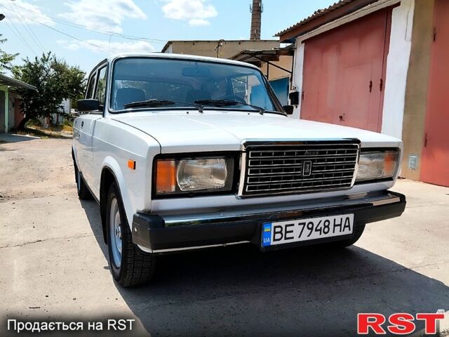 Белый ВАЗ 2107, объемом двигателя 1.5 л и пробегом 44 тыс. км за 2900 $, фото 1 на Automoto.ua
