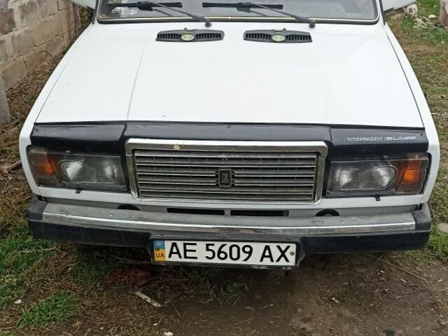 Белый ВАЗ 2107, объемом двигателя 1.5 л и пробегом 80 тыс. км за 1800 $, фото 1 на Automoto.ua