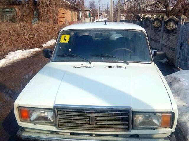 Білий ВАЗ 2107, об'ємом двигуна 1.6 л та пробігом 750 тис. км за 1650 $, фото 1 на Automoto.ua