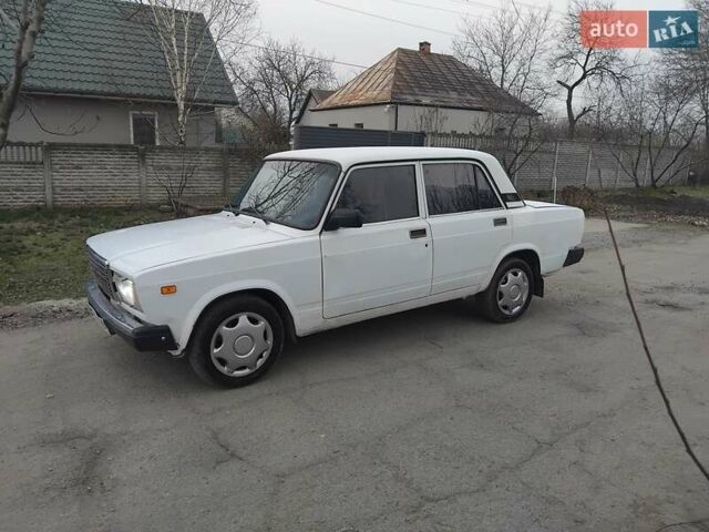 Белый ВАЗ 2107, объемом двигателя 1.45 л и пробегом 68 тыс. км за 900 $, фото 1 на Automoto.ua