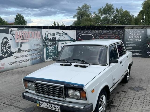 Белый ВАЗ 2107, объемом двигателя 1.6 л и пробегом 65 тыс. км за 968 $, фото 1 на Automoto.ua