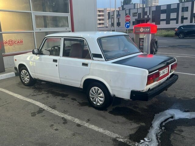 Белый ВАЗ 2107, объемом двигателя 1.6 л и пробегом 85 тыс. км за 1400 $, фото 1 на Automoto.ua