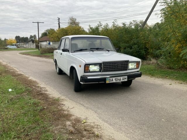 Белый ВАЗ 2107, объемом двигателя 0 л и пробегом 82 тыс. км за 1500 $, фото 1 на Automoto.ua