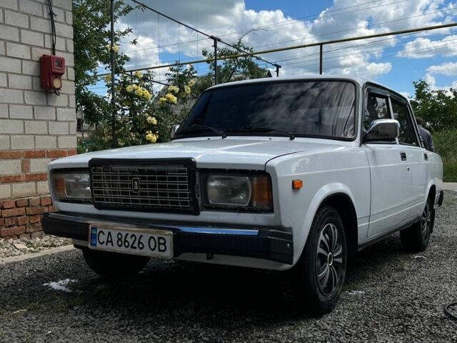 Білий ВАЗ 2107, об'ємом двигуна 1.5 л та пробігом 90 тис. км за 2300 $, фото 1 на Automoto.ua