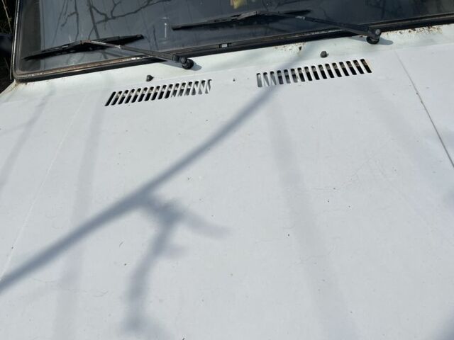 Белый ВАЗ 2107, объемом двигателя 1.6 л и пробегом 170 тыс. км за 550 $, фото 1 на Automoto.ua