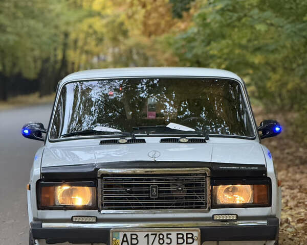 Белый ВАЗ 2107, объемом двигателя 1.6 л и пробегом 56 тыс. км за 1699 $, фото 1 на Automoto.ua