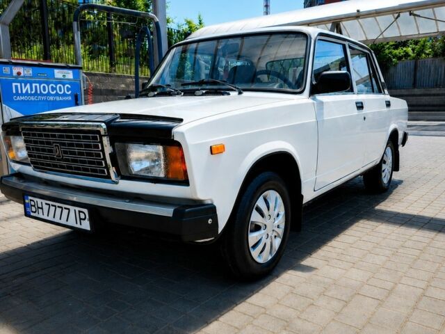 Белый ВАЗ 2107, объемом двигателя 0 л и пробегом 97 тыс. км за 2364 $, фото 1 на Automoto.ua